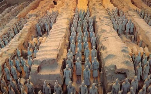 土墙|为何兵马俑中间的墙不能挖,里面有啥宝贝?看到内部结构恍然大悟