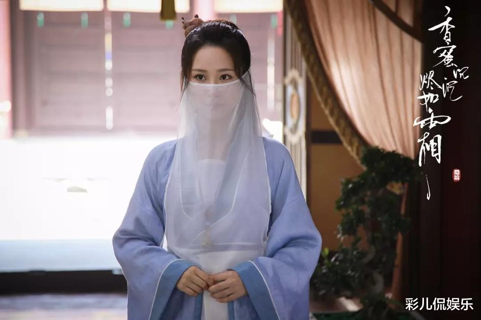 白举纲|女星古装剧中演“圣女”：刘诗诗高贵、唐宁冷艳，唯独她步步生莲