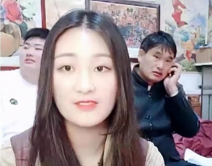 陈亚男|这次让陈亚男崩溃的，不是大衣哥的“绝情”，而是身后巨大罚款？