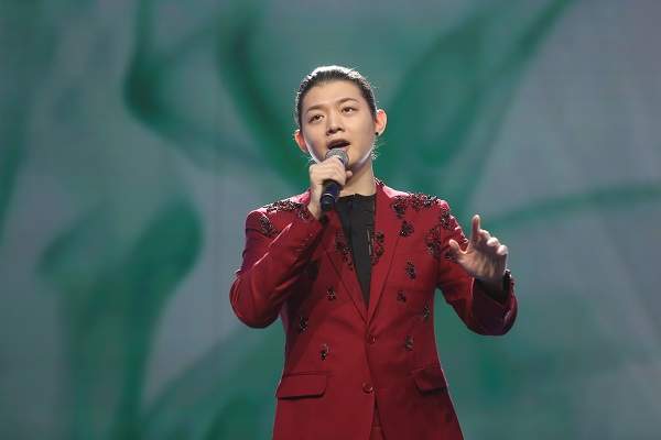 郑爽|2021自毁前程的8位明星：郑爽，吴亦凡，霍尊，张哲瀚，谁最惋惜