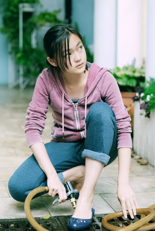 (中国最红的00后女星)"