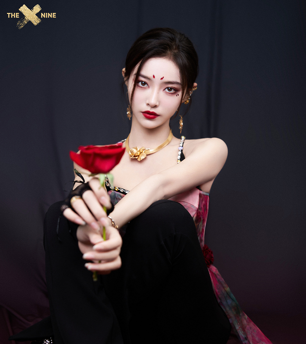 玫瑰|THE9暗黑玫瑰造型，许佳琪狐狸妆很魅惑，赵小棠化淡妆