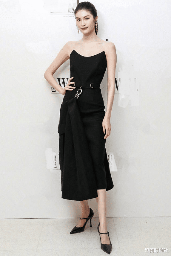 穿衣搭配|谋女郎刘浩存拍珠宝大片，梳高马尾穿黑裙显气场，网友：没气质
