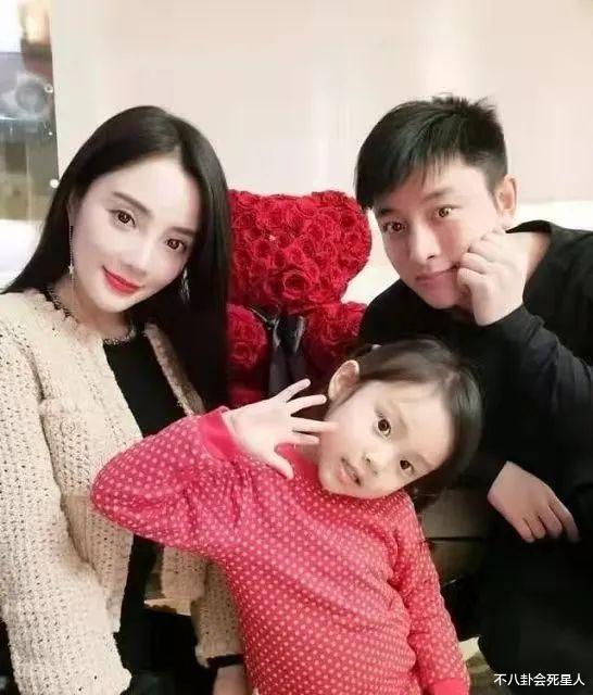 魏晨|2021最魔幻一天，结婚、离婚、复婚都齐了，是谁在欲盖弥彰？