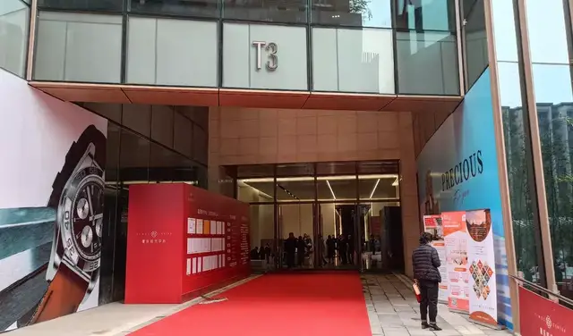 重庆|号外！观音桥网红神盘接房啦！历经十年风雨，重庆再添新地标！