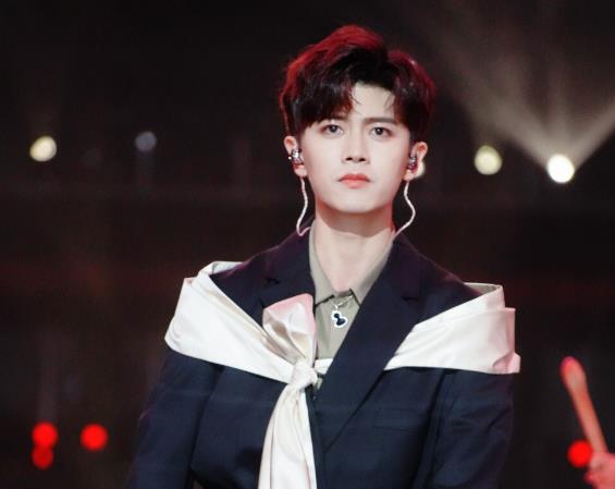 高秉烛|芒果《声生不息》曝网传名单，12组港风艺人来袭，网友：都不认识