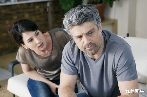 高血压|50岁后警惕“断崖式衰老”,做好4个关键点,不给子女添麻烦!