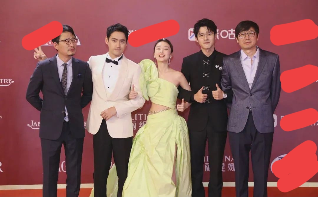 迪丽热巴|这四位女星平时看着没特色，一走红毯就秒杀全场气场全开