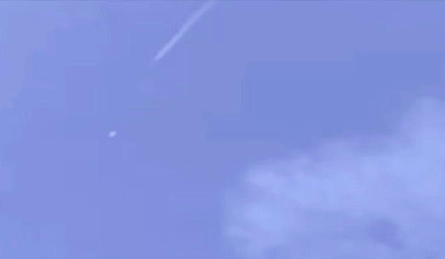 UFO 美国再现发光“不明飞行物”，科学家：外星文明可能就在我们身边