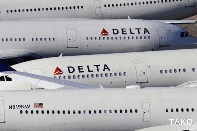 TAKO|强制的自愿，美航空公司将未接种疫苗的员工的每月健康保险费提高200美元，称将用于新冠应对