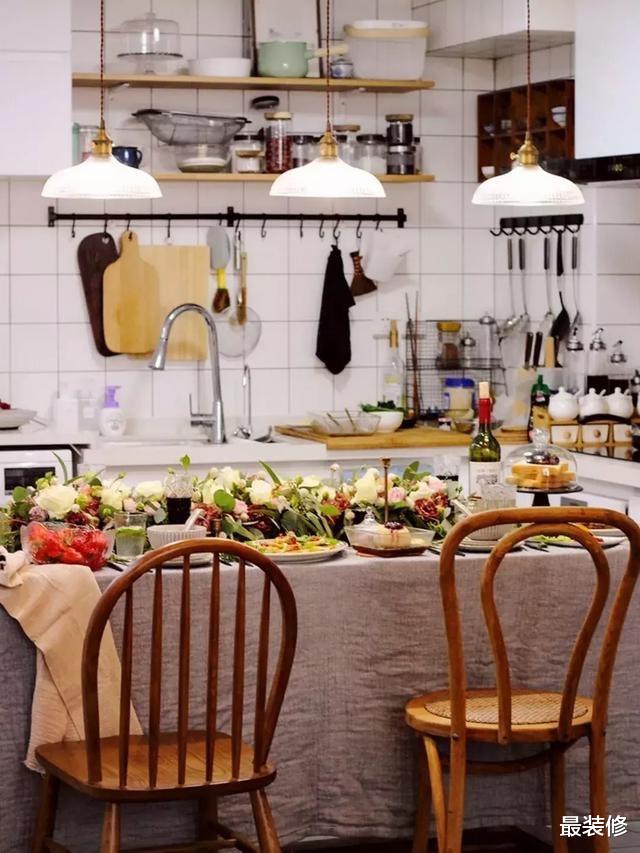 北京四环的小房子，经过设计师的爆改，从45平小家变成舒适跃层