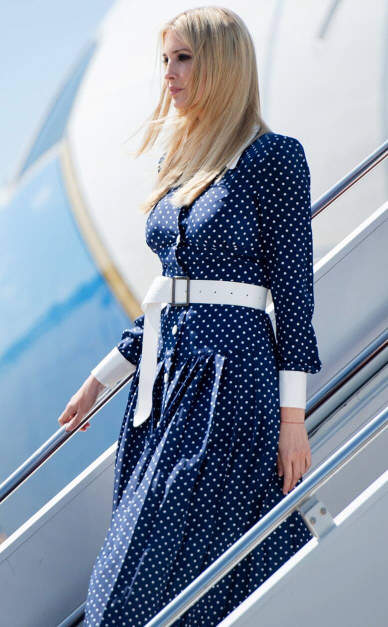 全球时尚风行|孟晚舟出庭造型彻底换风格!复古波点长裙好淑女,比包臀裙更少女