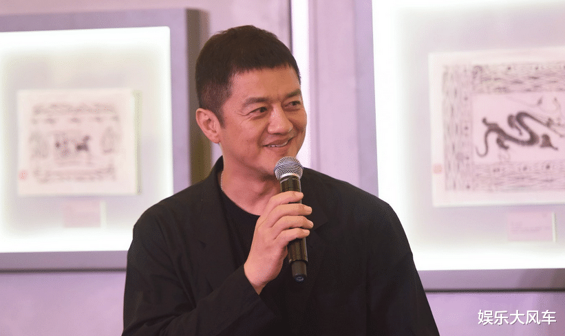 李雪健|李亚鹏给小女儿买头等舱，却给大女儿买经济舱：因为她不是亲生的