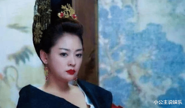 明星|他为娶小8岁娇妻抛弃原配，如今前妻成当红明星他却十分落魄