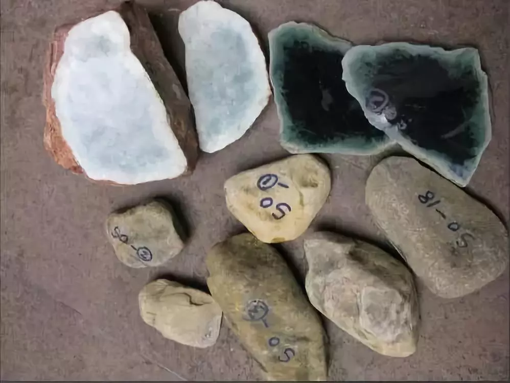 翡翠|缅甸人赌石做假过程