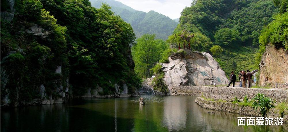 安徽 距六安大约58公里的景区,号称安徽版“九寨沟”,五一不要错过