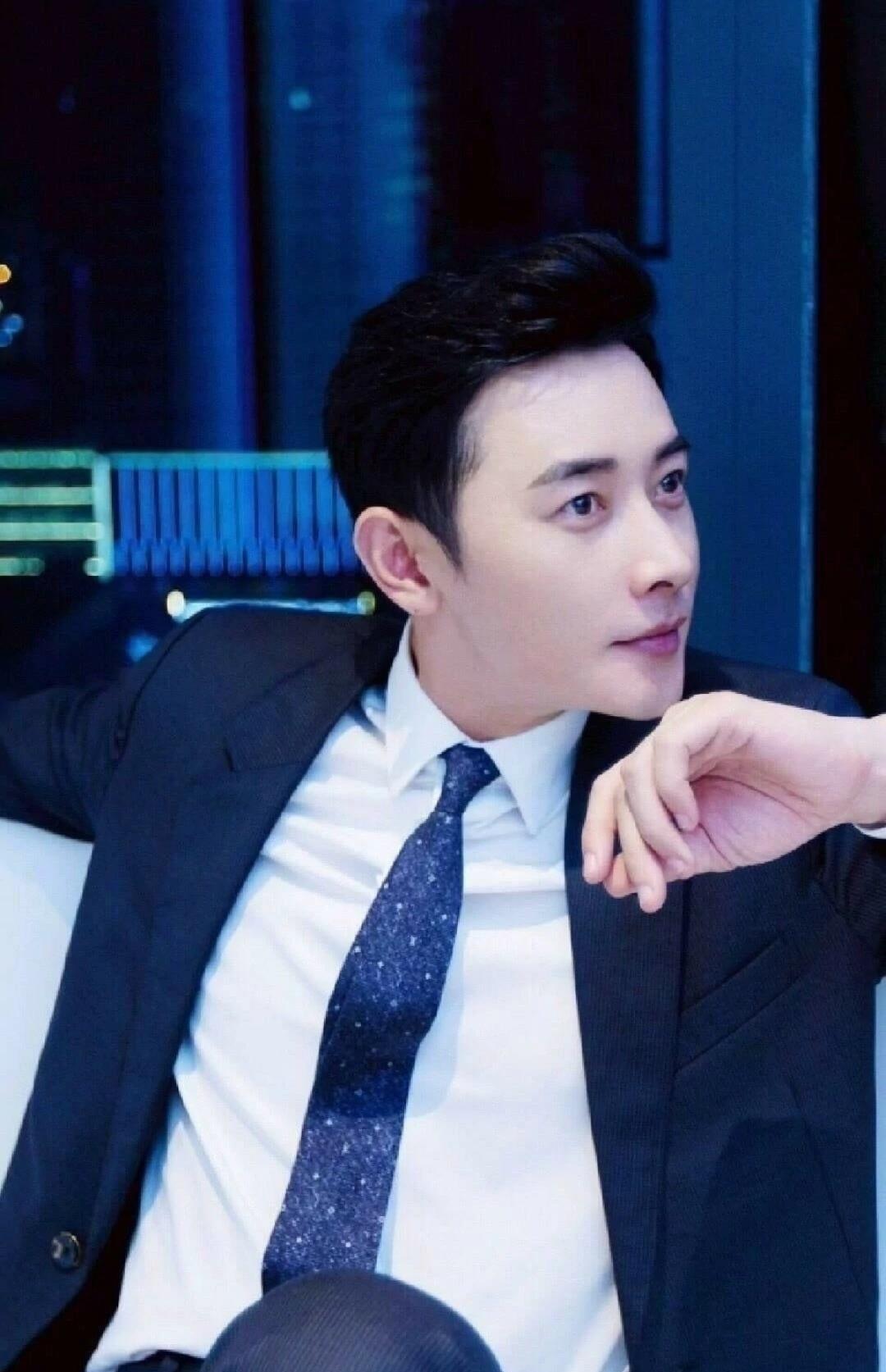 苗圃|他拿出仅有20W给准岳父治病,没想到,一转身女友却嫁给了富豪