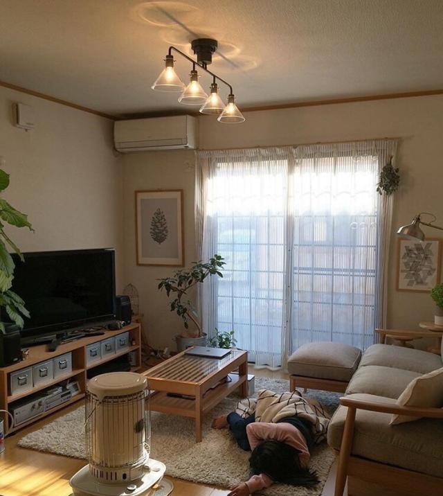 家居装修枣知道 40平米，一室一厅的这种装修风格，太治愈了，看完也想一个人生活