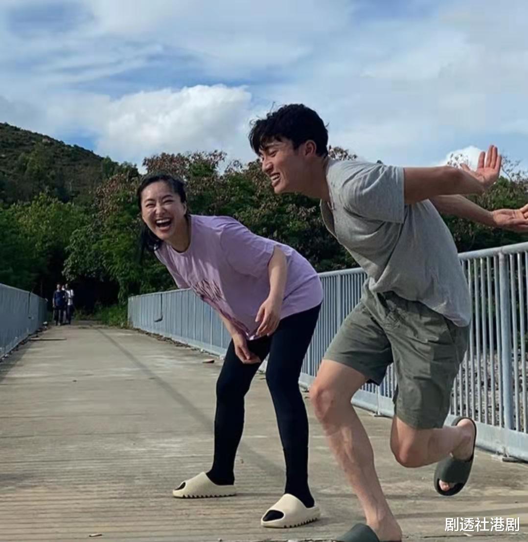 陈滢|毫不避嫌！TVB力捧小花回港即约绯闻男友小生，相约看日落超浪漫