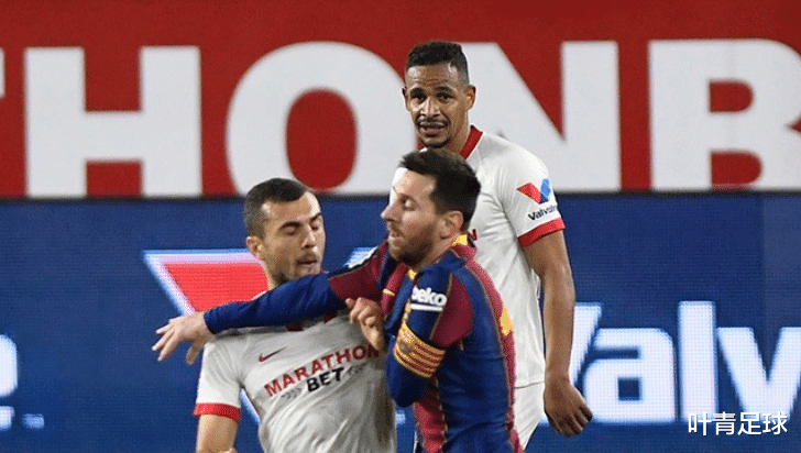 勒布朗·詹姆斯|0-2，巴萨濒临出局！梅西演砸了：5米单刀不进，肘击逃处罚