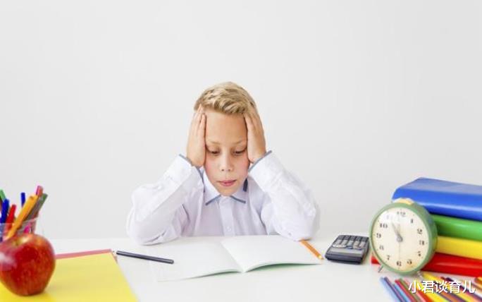 小君谈育儿|小孩子拖延症严重，做事总是拖拖拉拉怎么办？