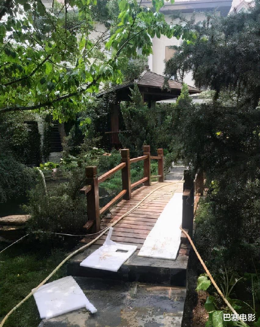 李湘|王岳伦阴阳怪气开火，可李湘的资产比她本人还“彪悍”，啥也不怕