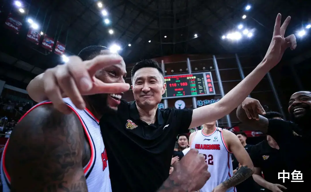 瓊斯|瓊斯再度發帖，大喊感到好悲哀