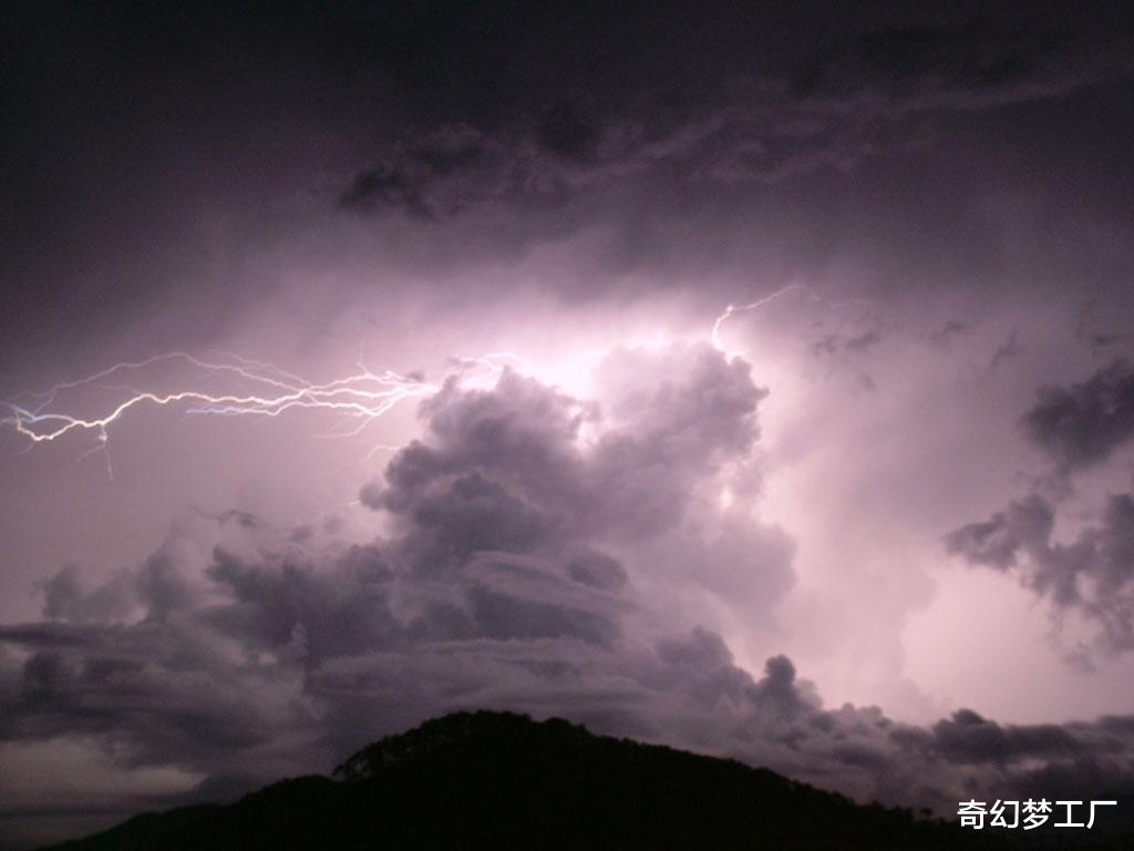 奇幻梦工厂|云南“惊马槽”居然出现古代战场的声音！