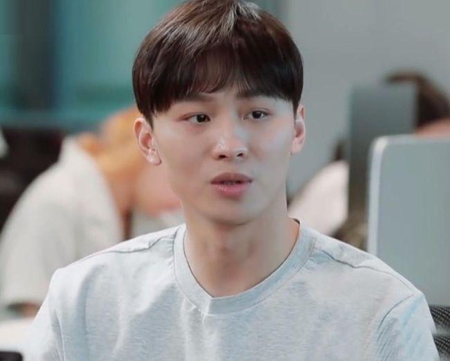 伟哥vlog 张恒心机太重，曝光郑爽演员合同，一个细节令人毛骨悚然