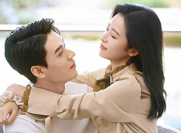 蒋依依|龚俊18年的写真21年终于卖完了