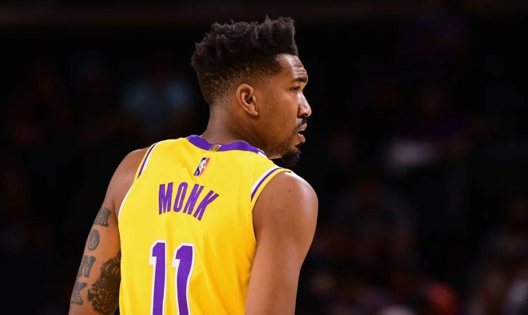 可馨育娃|该死!又伤一个!一场比赛没打,四个倒下了!