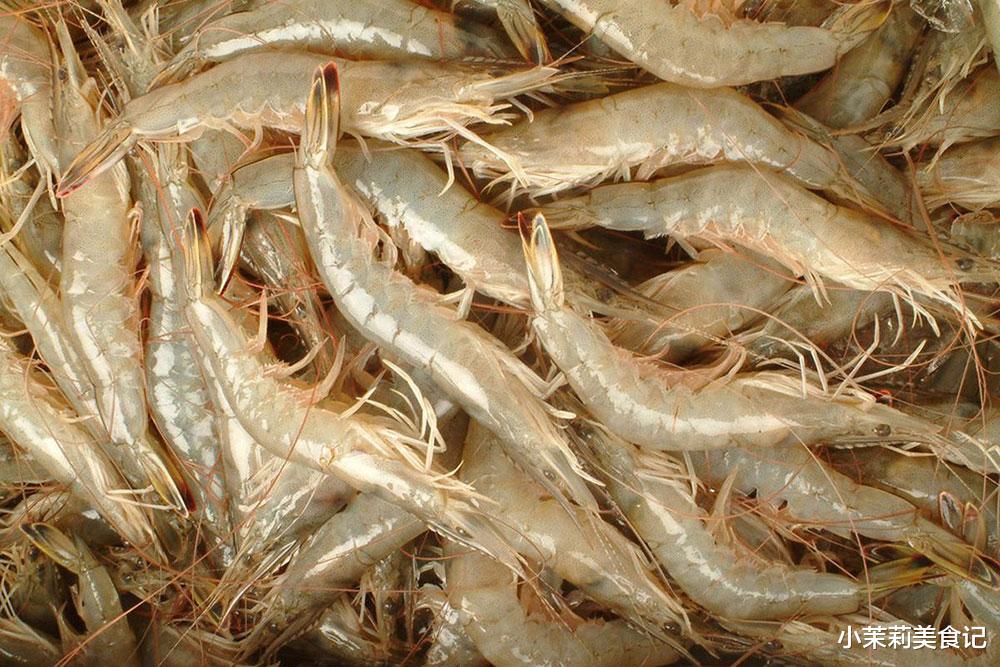 年末工作学习用脑强度大，6种“富硒”食物要多吃，脑力足效率高