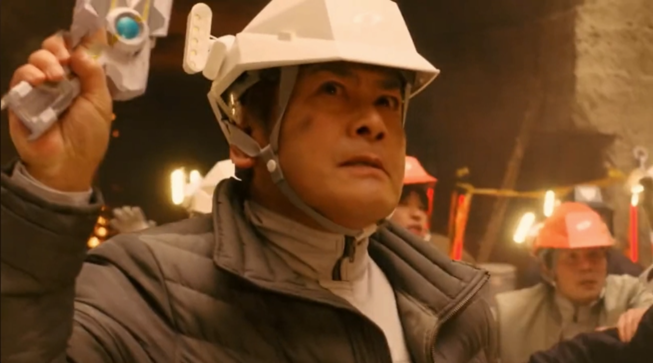 迪迦·奥特曼|特利迦奥特曼：这才第一集，剑悟就暴露了身份，注定被研究的命运