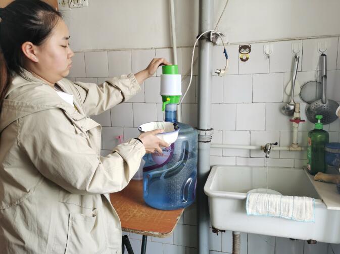 半岛晨报 旅顺160户居民吃水难:“10年了,我没敢喝过家里的水”