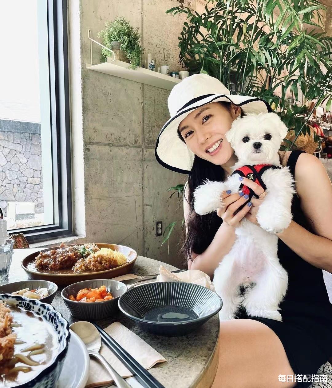 孙艺珍|又被39岁的孙艺珍圈粉了,状态堪比18岁小姑娘,颜值身材都很惊艳