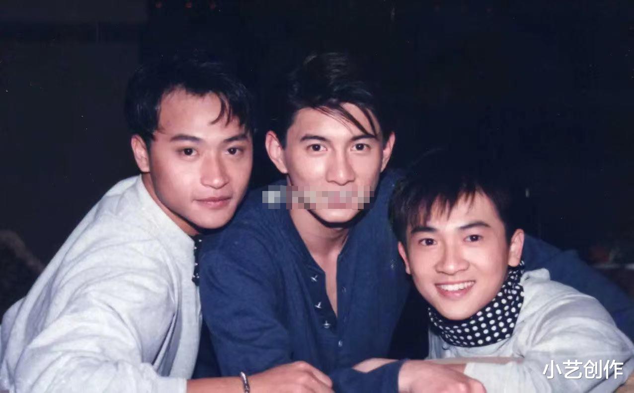 陈志朋|信息量太大！陈志朋深夜开直播，回应当初为何穿女人的丝袜、高跟鞋。