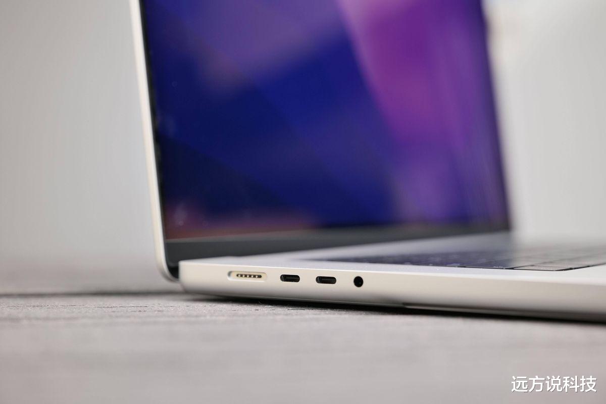 MacBook Pro|新 MacBook Pro 真是设计倒退？那扩展坞会成为过去式吗？