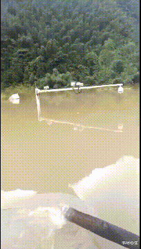 书尽心生|神回复:玩游戏遇到这种情况,你脑子里头一个念头是什么?