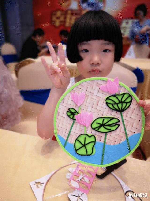 格林妈妈|“老师让我带一万粒米”,父母陪娃数到深夜,找老师理论反遭打脸