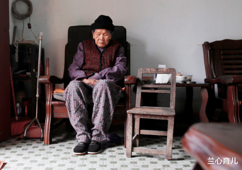 兰心育儿|首批“丁克夫妻”已经退休，没有孩子的晚年，他们后悔吗？