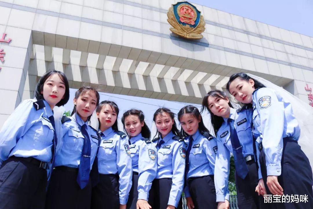 丽宝的妈咪|警校考生迎来好消息，政审范围有改动，老一辈的错孩子不再买单