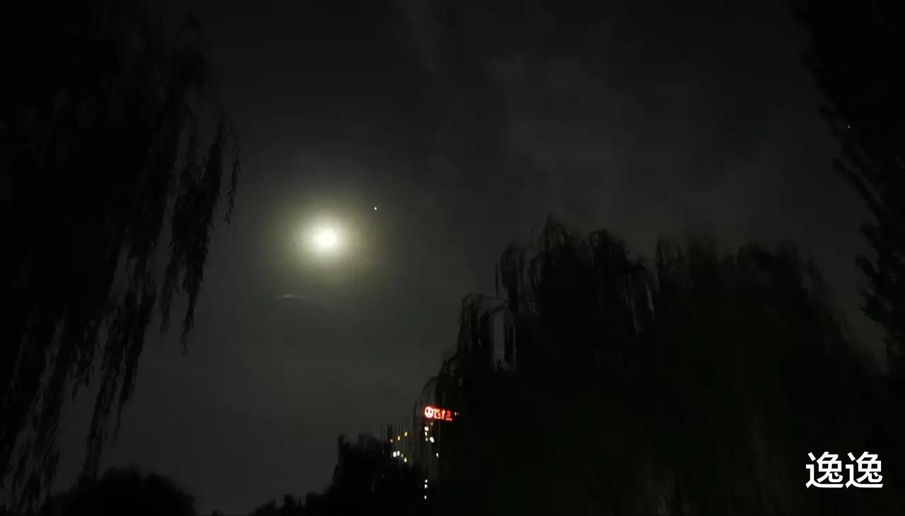 神十三成功对接空间站,航天员进驻,中国航天的又一次里程碑