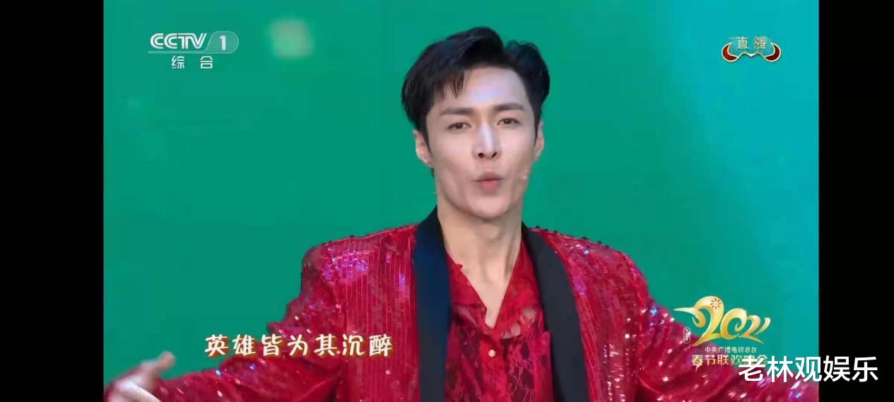 张艺兴|张艺兴发长文感慨春晚单人舞，努力的人结果永远不会陪演，是光！