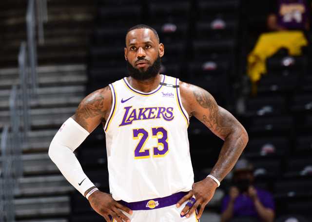 詹姆斯·哈登|湖人狂输30分,詹姆斯10中3!杜兰特表态字母哥,哈登放话联盟!