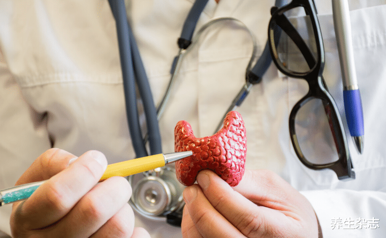 甲状腺结节|48岁大姐炒菜爱放1物,甲状腺结节恶化,转告家人:少往锅里放