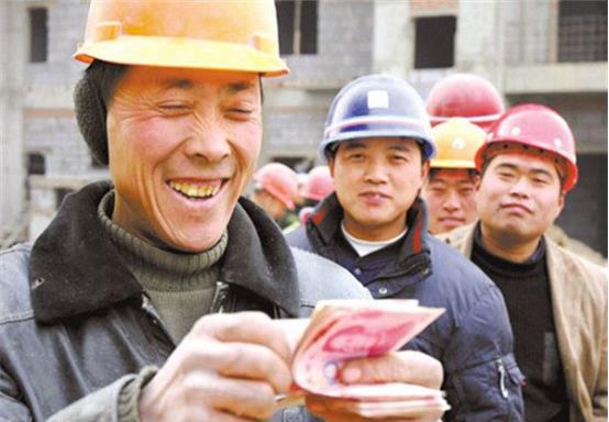工资有保障了?11月起,农民工收入统统按照新规处理,需要留意