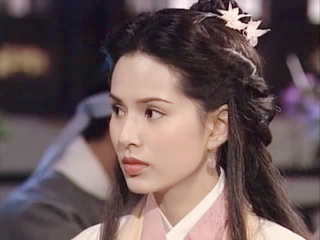 赵本山|早期港剧捧红的24位古装美人，颜值巅峰期角色，个个让人眼前一亮