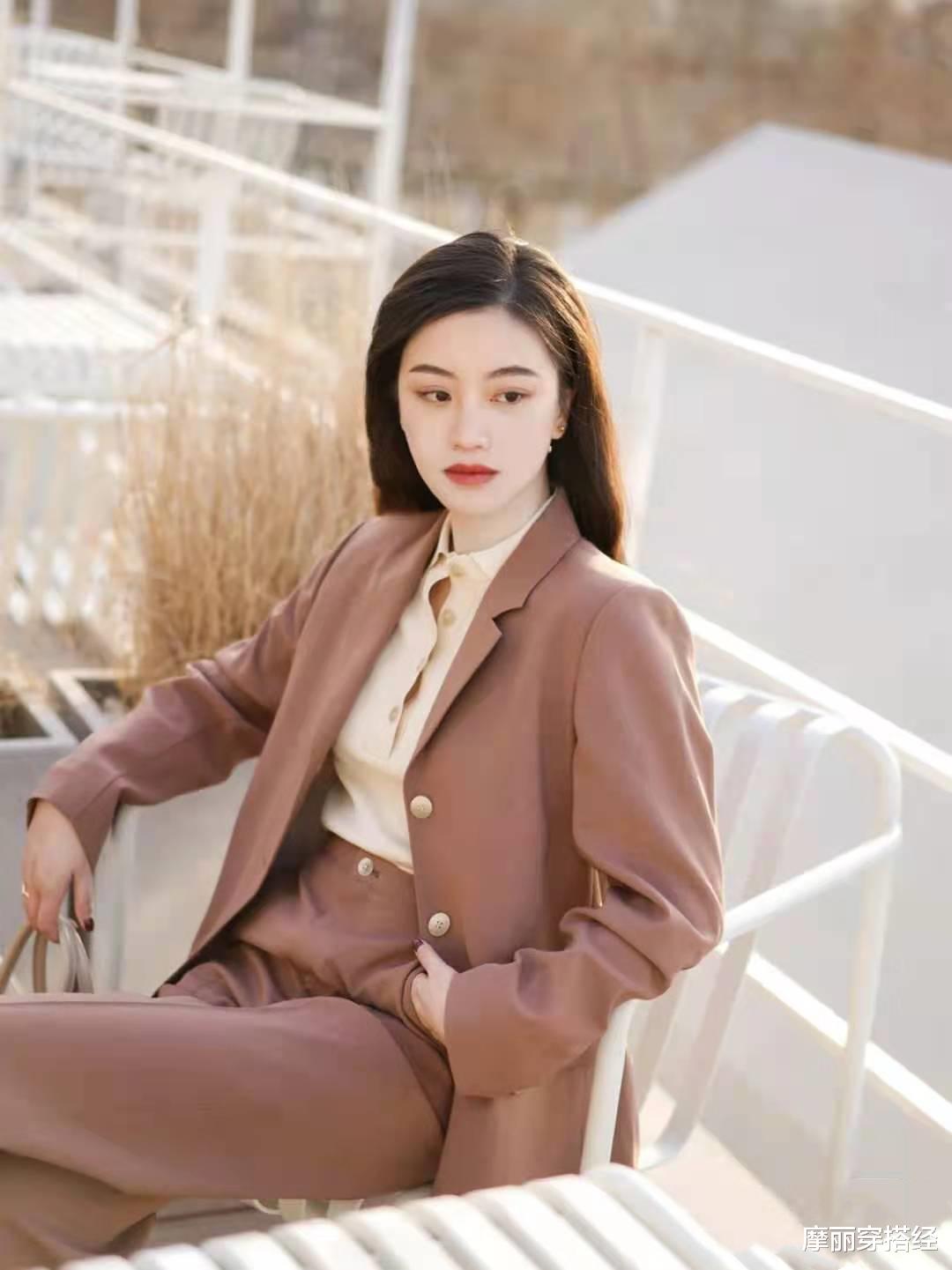 穿衣搭配|懒人春季穿搭逃不过套装风，静谧温柔的西装，真是美得不像话