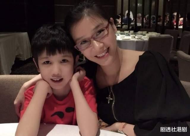 hanson|恭喜！TVB前著名女星养子换心手术后心脏病已痊愈，两母子相依为命十多年