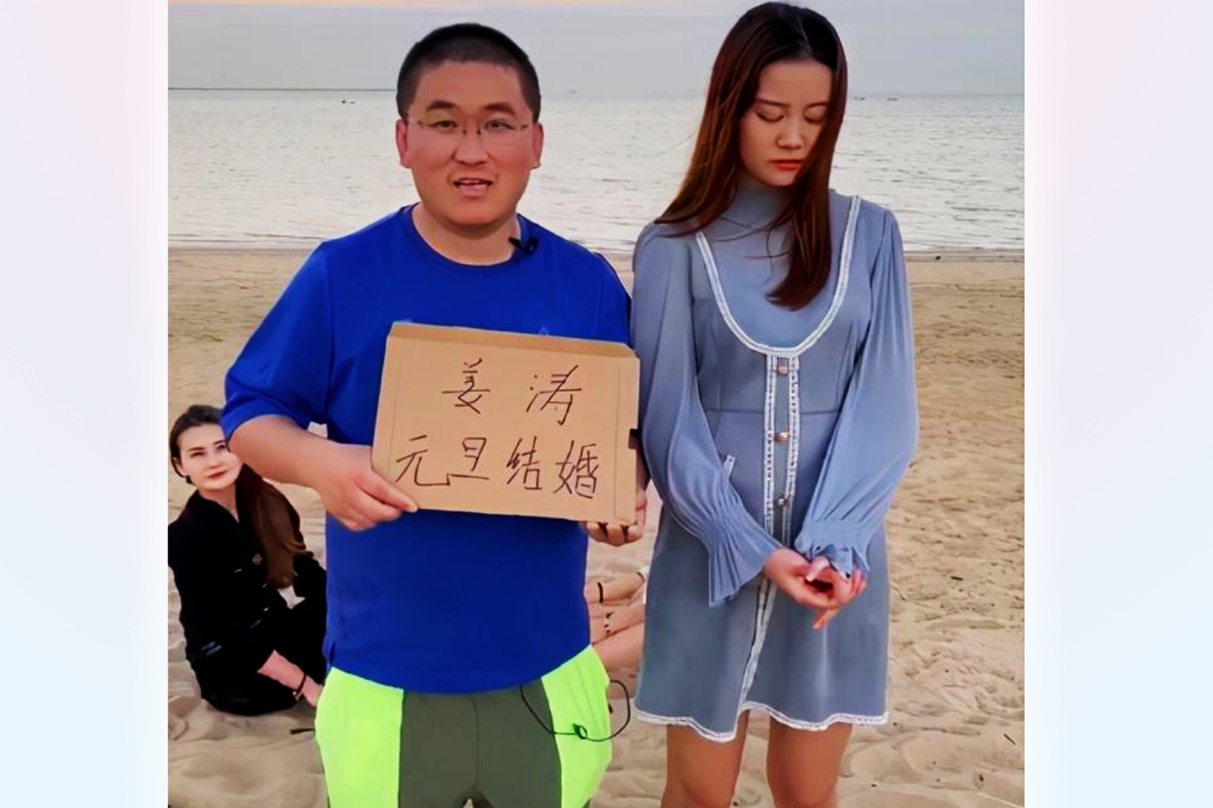 姜涛|他做人抠抠搜搜、极度自信，“睡”女学生不过为炒作，小丑而已